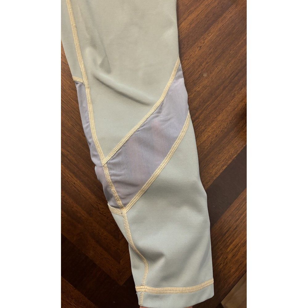 Athleta Leggings Women's Sz M‎  Green With Mesh Leg Design - Picture 8 of 8